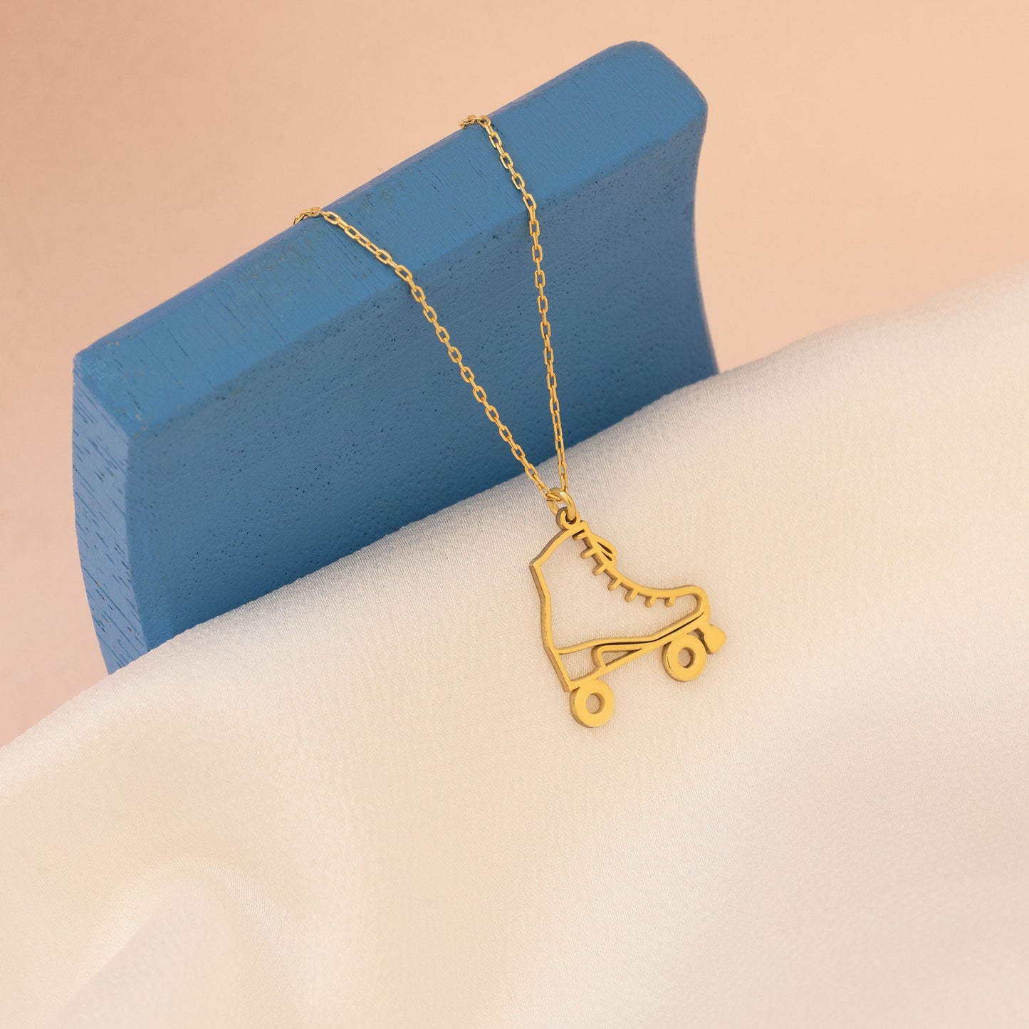 Skate Necklace - Christmas Gift - Sports Jewelry - Skater Gift - Figure Skating Gift - Skating Boots Necklace - Old School Skate
