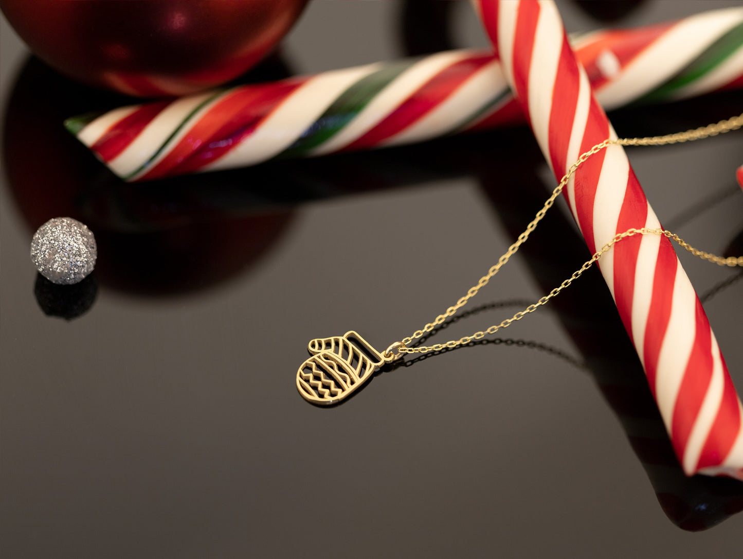 Christmas Glove Necklace - Winter Glove Necklace - Winter Jewellery - Snow Glove Necklace - Dainty Necklace - Minimalist Necklace