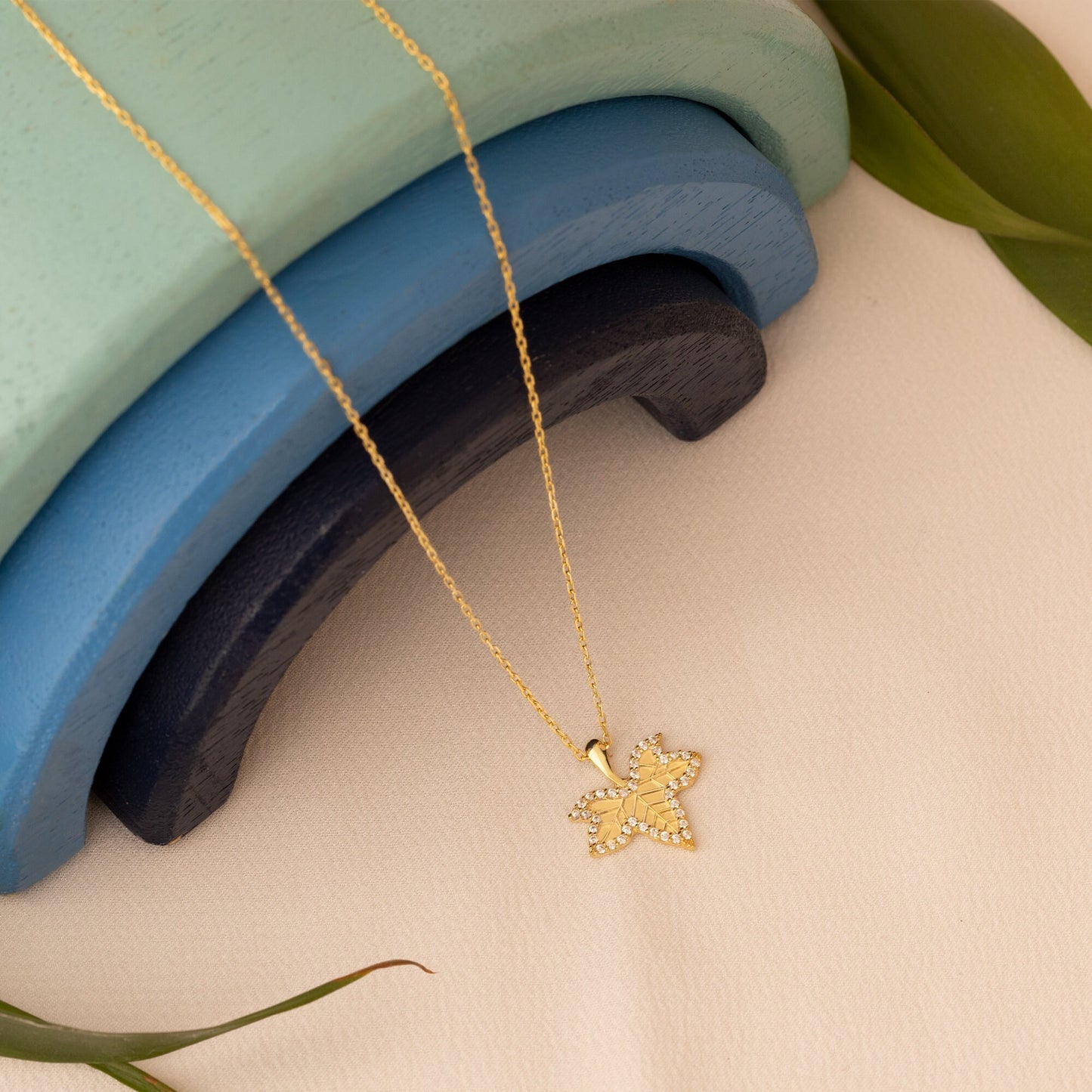 Gold Diamond Maple Leaf Necklace - Gift for Her - Pave Jewellery - 925 Silver Lucky Leaf Necklace - Natural Jewellery - 3D Jewellery