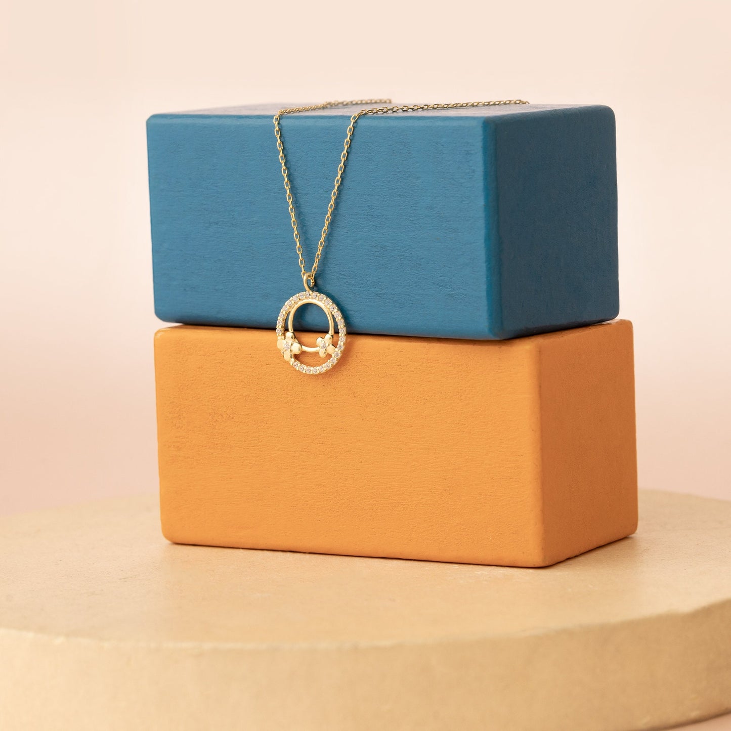 Circle Daisy Flower Necklace With CZ Stone - Diamond Daisy Necklace - Flower Pendant Necklace - Necklace for Women - Gift for Her