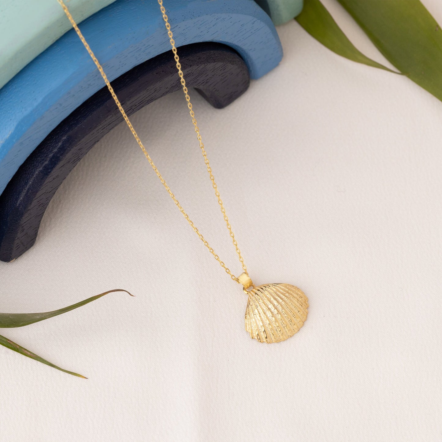 Gold Sea Shell Necklace - Gift for Her - Summer Jewellery - 925 Sterling Silver Seashell Necklace - Natural Jewellery - 3D Jewellery