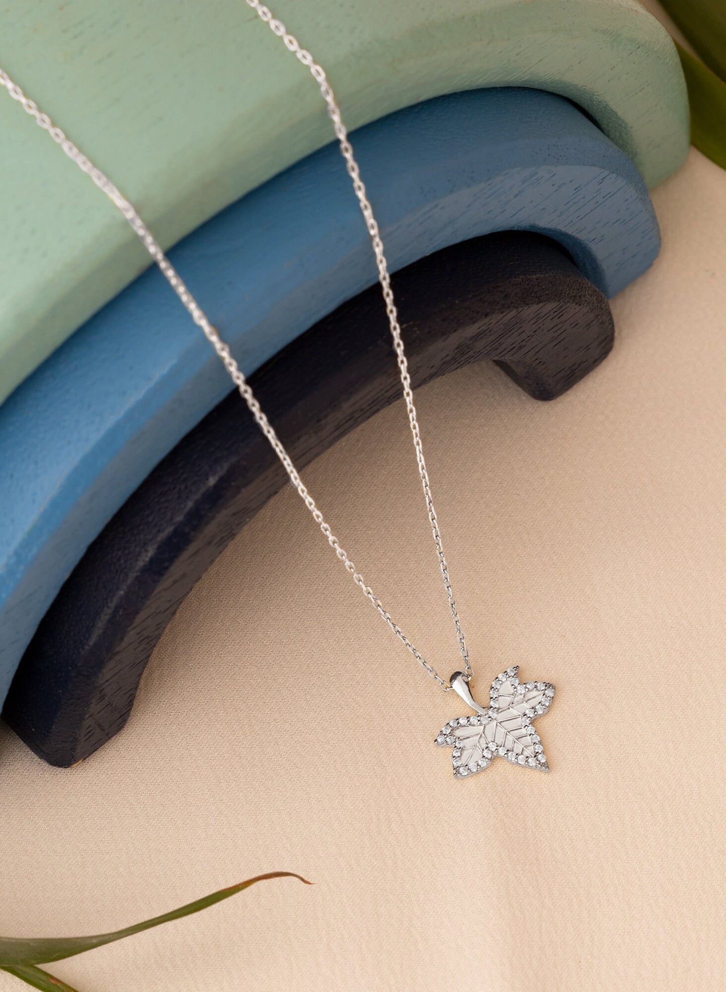 Gold Diamond Maple Leaf Necklace - Gift for Her - Pave Jewellery - 925 Silver Lucky Leaf Necklace - Natural Jewellery - 3D Jewellery