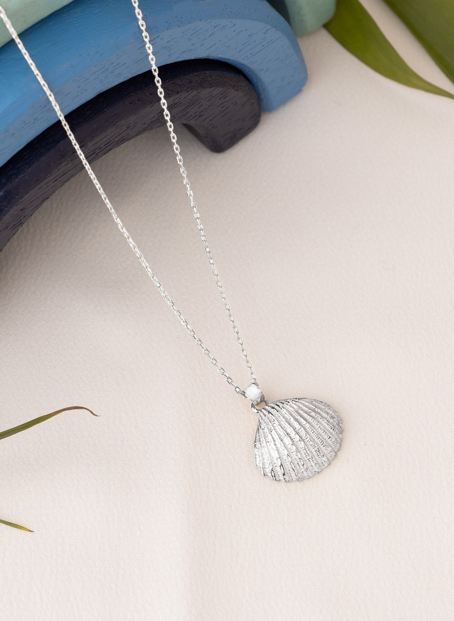 Gold Sea Shell Necklace - Gift for Her - Summer Jewellery - 925 Sterling Silver Seashell Necklace - Natural Jewellery - 3D Jewellery